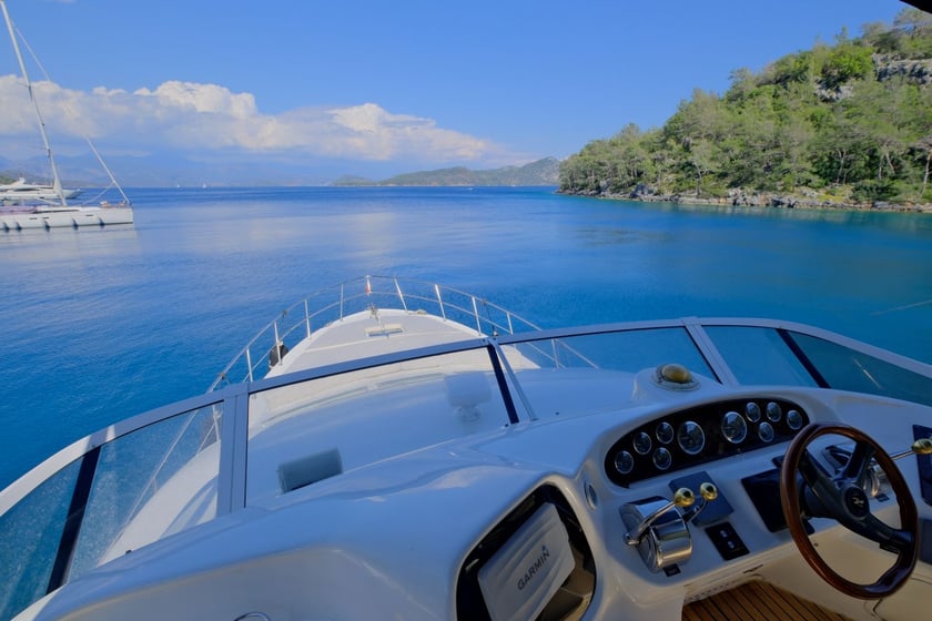 Gocek Yacht à moteur Cabine 2  Couchettes 6  Invités 6  14 m Numéro de l'annonce: #24534 4