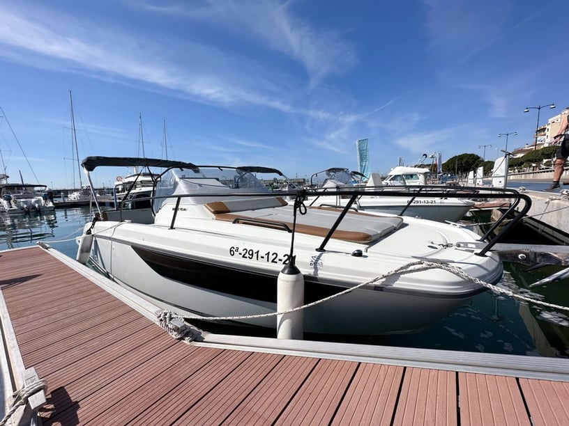 Barcelona Motorboat   10 guests 8.1 m Listing Number: #24559