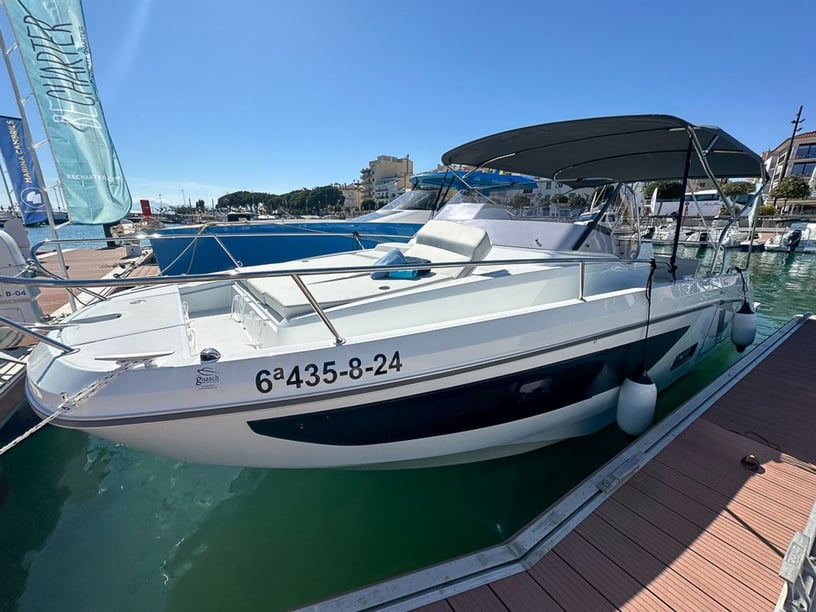 Cambrils Motorboat 2 cabin 4 berths 4 guests 9.1 m Listing Number: #24560