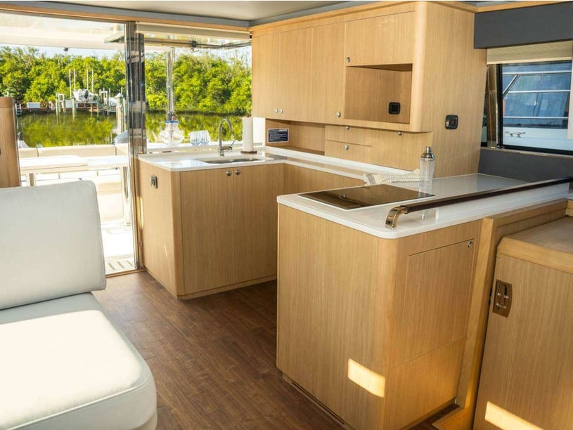 Lavrion Katamaran 4 kabin Konaklama 6 kişi Seyir 6 kişi 12.81 m İlan No: #24567 2