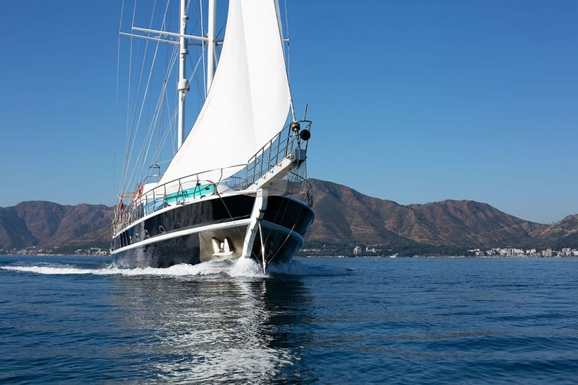 Marmaris Gulet 5 cabin 12 berths 12 guests 30 m Listing Number: #24593 3