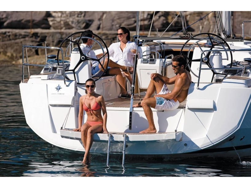 Mykonos Sailboat 4 cabin 11 berths 11 guests 15.55 m Listing Number: #24659