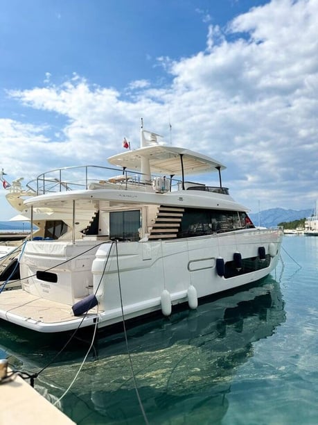 Sukošan Yacht à moteur Cabine 5  Couchettes 10  Invités 10  20.15 m Numéro de l'annonce: #24667 5