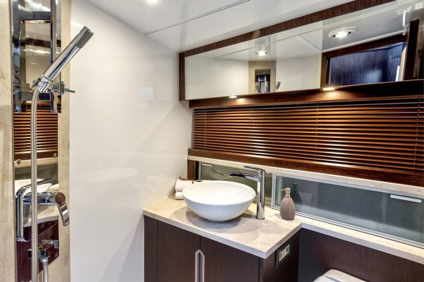 Sukošan Motorboat 3 cabin 6 berths 6 guests 13.5 m Listing Number: #24674 4