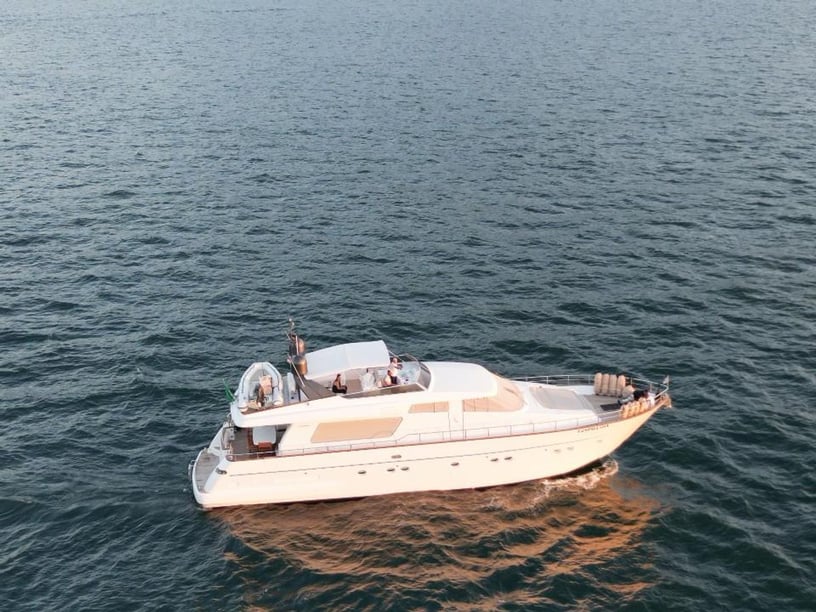 Ischia Motoryacht 4 Kabine 8 Liegeplätze 8 Gäste 22.78 m Nummer des Inserats: #24675