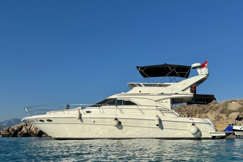 Kemer Yate a motor   8  invitados 44 ft Número de anuncio: #24694