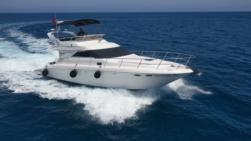 Kemer Yacht a motore cabina 2  cuccette 4  8  ospiti 44 ft Numero dell'inserzione: #24694