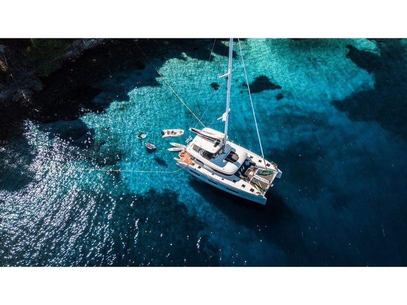 Lefkada Catamaran Cabine 6  Couchettes 10  Invités 10  18.38 m Numéro de l'annonce: #24724