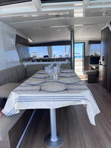 Palma de Mallorca Catamarán Cabina 4  8  literas 8  invitados 12.45 m Número de anuncio: #24728 4