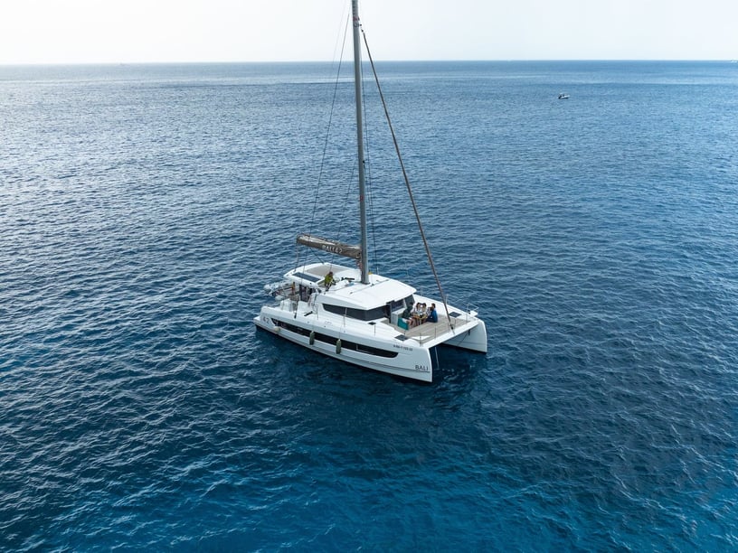 Palma de Mallorca Catamaran Cabine 4  8  slaapplaatsen 8  gasten 12.45 m Lijstnummer: #24728