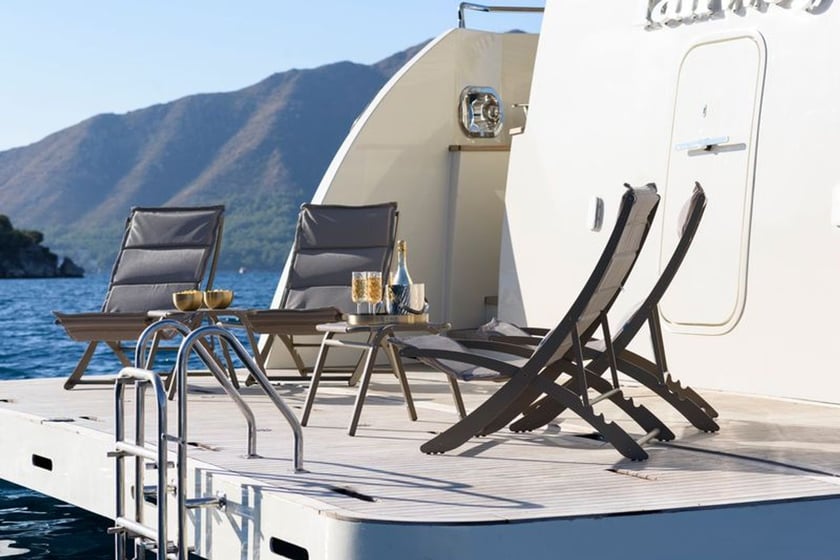 Gocek Motor Yacht 4 cabin 9 berths 9 guests 26 m Listing Number: #24732 4