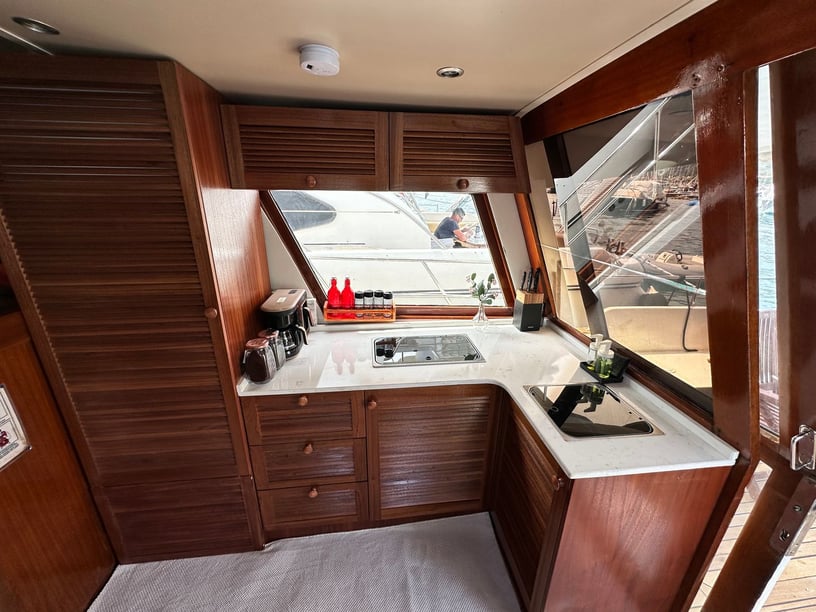 Göcek Yacht a motore cabina 2  cuccette 4  6  ospiti 14 m Numero dell'inserzione: #24753 3