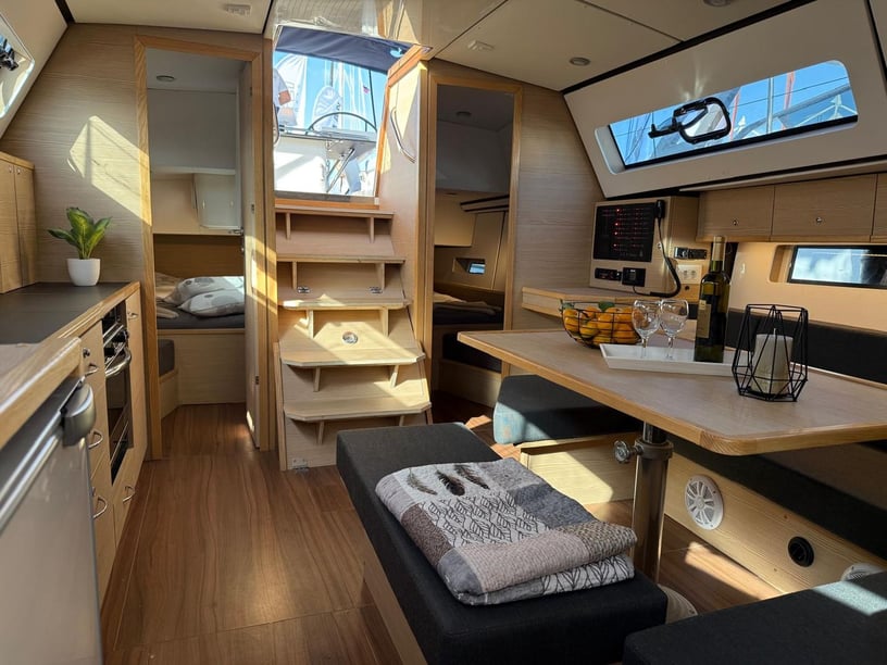 Punat Sailboat 3 cabin 7 berths 8 guests 11.32 m Listing Number: #24771 2