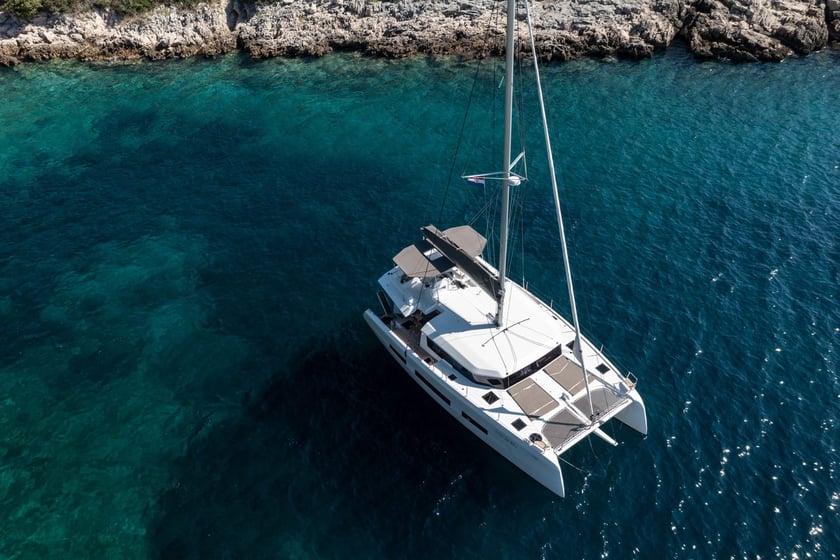 Sant Antoni de Portmany Catamarano cabina 6  cuccette 11  11  ospiti 14.6 m Numero dell'inserzione: #24796 5