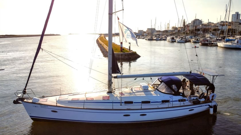 Caniçal - Madeira Yelkenli 4 kabin Konaklama 8 kişi Seyir 8 kişi 15.24 m İlan No: #24829 3