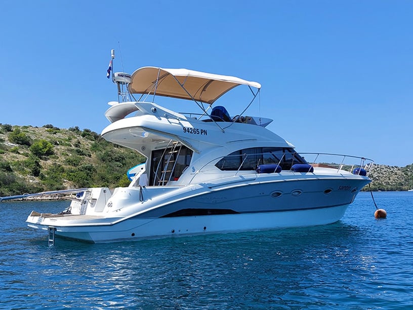 Punat Motorboat 2 cabin 6 berths 6 guests 13.5 m Listing Number: #24830 5