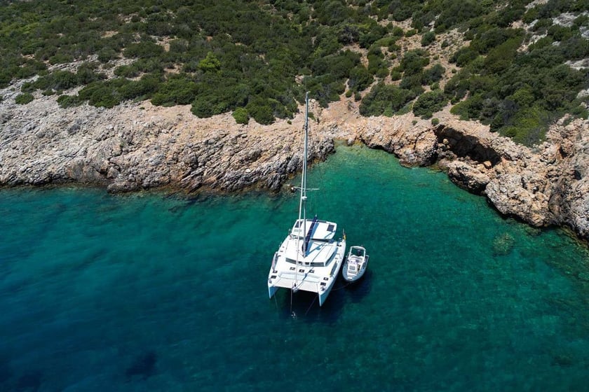 Bodrum Catamaran Cabine 4  10  slaapplaatsen 10  gasten 12.61 m Lijstnummer: #24833 4