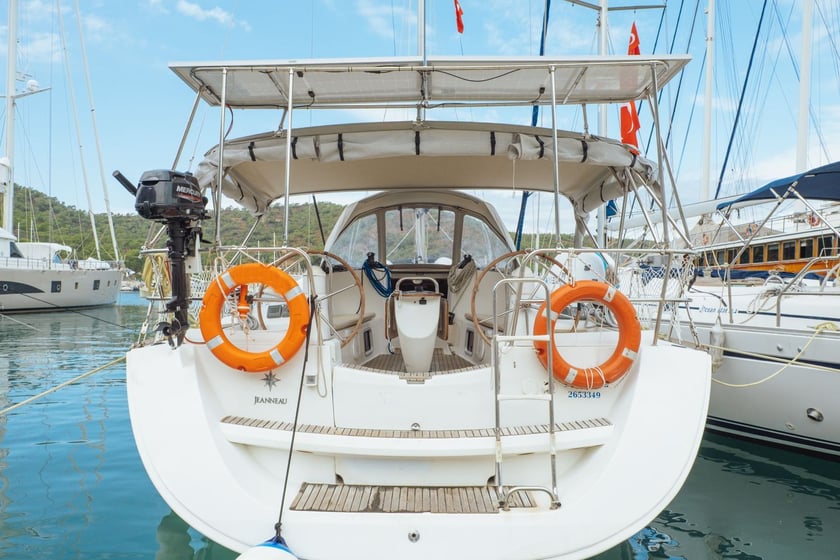 Fethiye Segelboot 3 Kabine 6 Liegeplätze 6 Gäste 13.21 m Nummer des Inserats: #24835