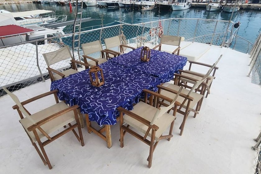 Antalya Goleta Cabina 1   12  invitados 14 m Número de anuncio: #24845 3