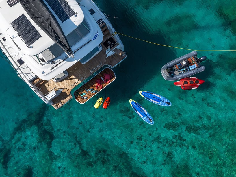 Kos Catamaran Cabine 4  Couchettes 8  Invités 8  18.38 m Numéro de l'annonce: #24867