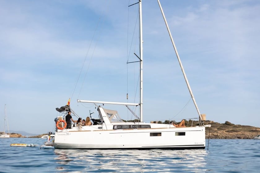 Palma de Mallorca Segelboot 2 Kabine 4 Liegeplätze 9 Gäste 10 m Nummer des Inserats: #24881