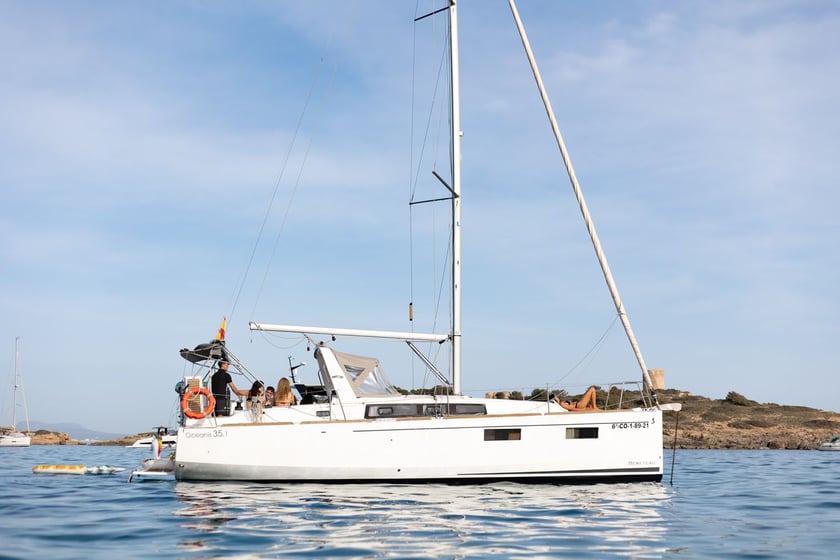 Palma di Maiorca Barca a vela cabina 2  cuccette 4  5  ospiti 10 m Numero dell'inserzione: #24881