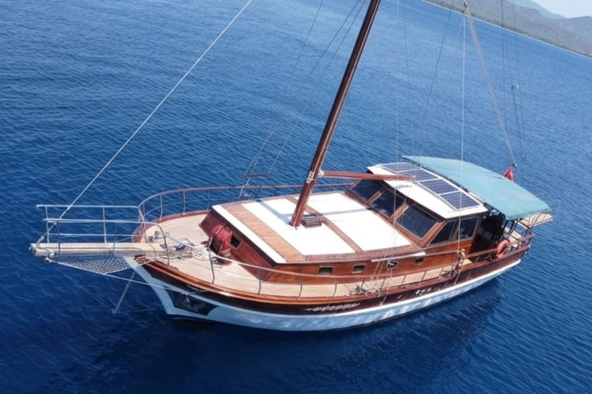 Fethiye Gulet Cabine 3  6  slaapplaatsen 6  gasten 18 m Lijstnummer: #24885