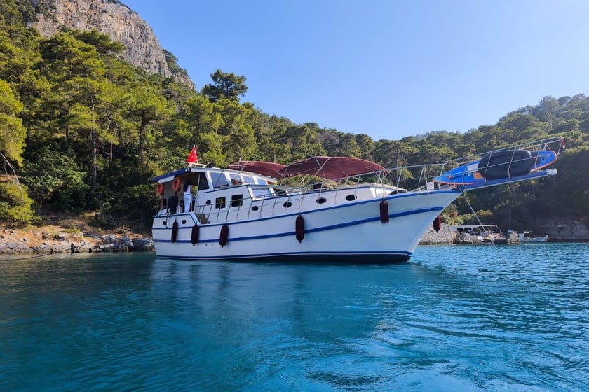 Gocek Gulet Cabine 4  8  slaapplaatsen 8  gasten 15 m Lijstnummer: #24891 4