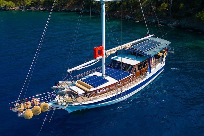 Gocek Gulet 3 Kabine 6 Liegeplätze 6 Gäste 17 m Nummer des Inserats: #24900