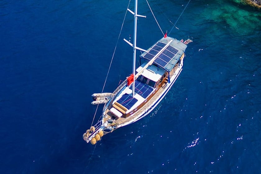 Gocek Gulet 3 cabin 6 berths 6 guests 17 m Listing Number: #24900 3
