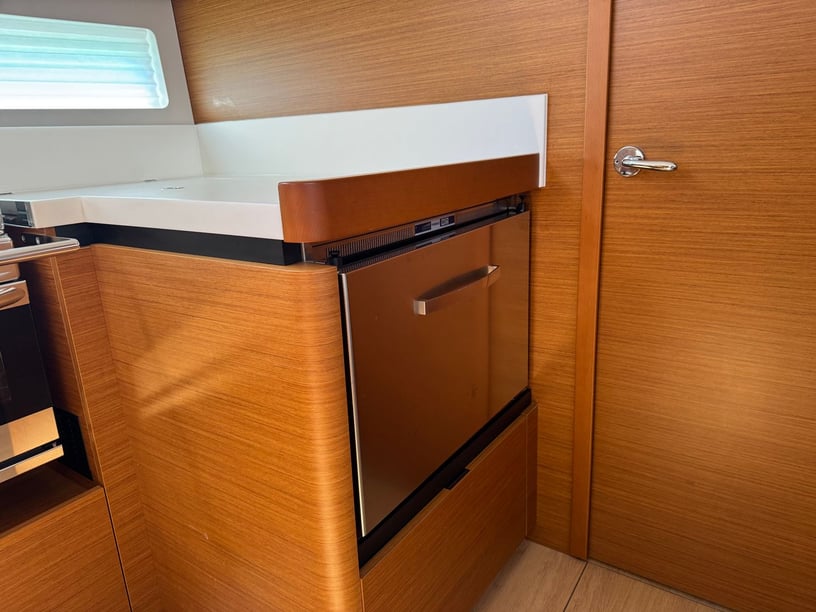 Rodi (IT) Sailboat 4 cabin 8 berths 12 guests 14.22 m Listing Number: #24917 4