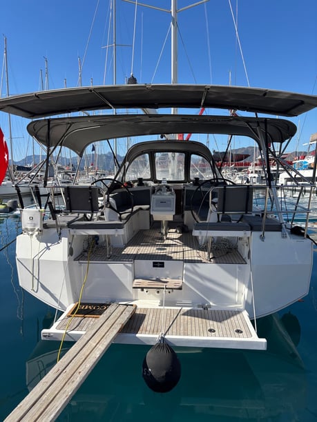 Marmaris Sailboat 3 cabin 6 berths 6 guests 12 m Listing Number: #24957 2