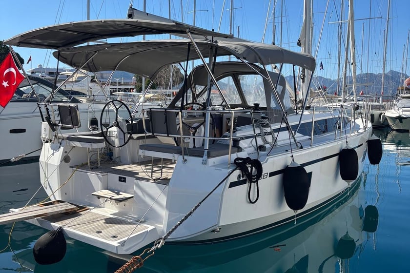 Marmaris Sailboat 3 cabin 6 berths 6 guests 12 m Listing Number: #24957