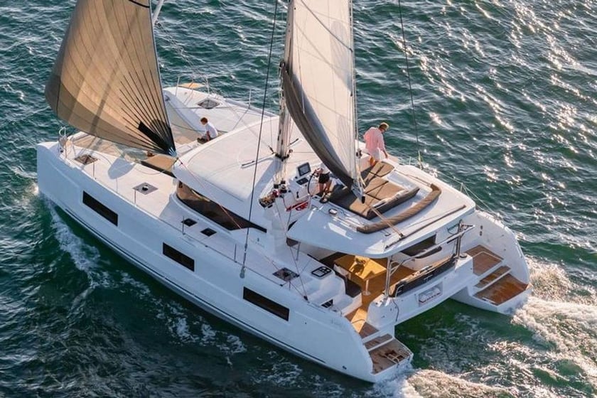 Kardamaina Catamaran Cabine 4  8  slaapplaatsen 12  gasten 14 m Lijstnummer: #24986 2
