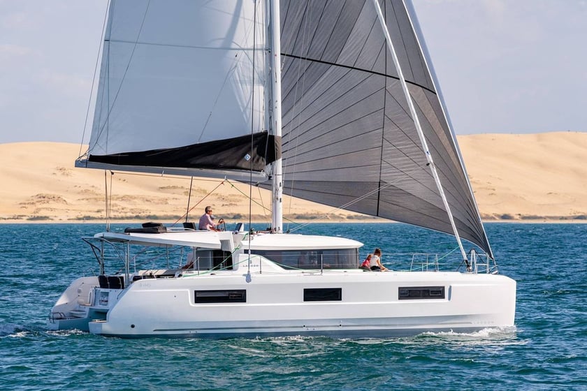 Kardamaina Catamaran Cabine 4  8  slaapplaatsen 12  gasten 14 m Lijstnummer: #24986