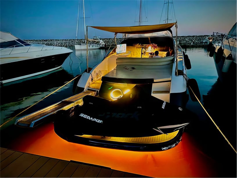 Salerno Motoryat 3 kabin Konaklama 6 kişi Seyir 6 kişi 15.6 m İlan No: #24996 3