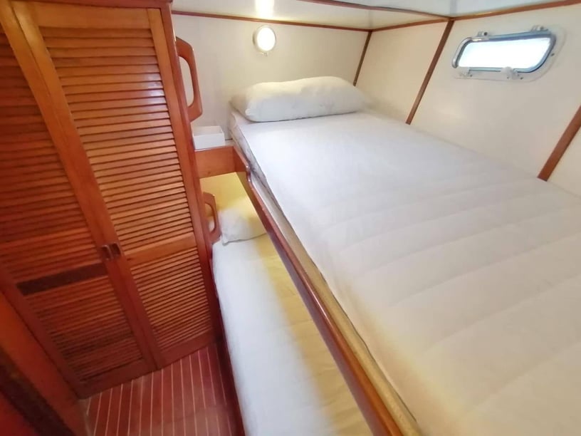 Fiskardo Sailboat 3 cabin 9 berths 9 guests 19.81 m Listing Number: #24997 4