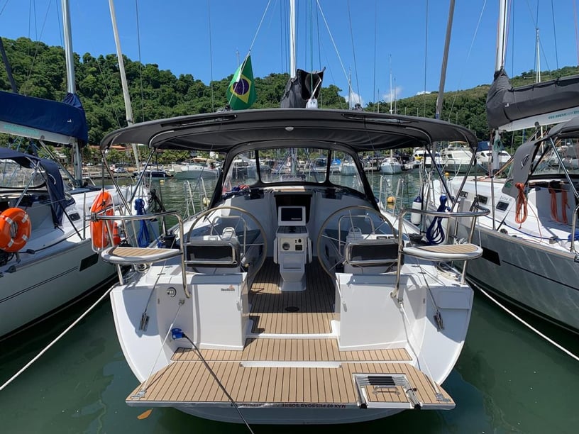 Paraty Segelboot 3 Kabine 6 Liegeplätze 6 Gäste 12.5 m Nummer des Inserats: #25047 4