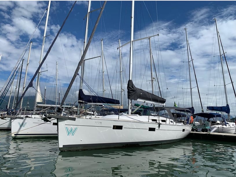 Paraty Segelboot 3 Kabine 6 Liegeplätze 6 Gäste 12.5 m Nummer des Inserats: #25047