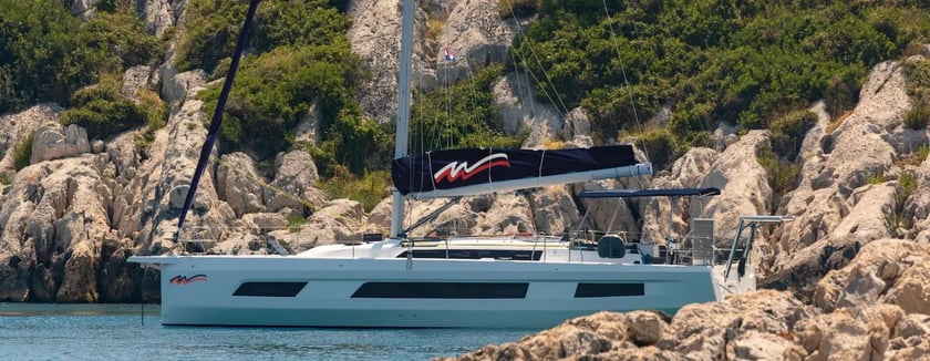 Saint Martin (Island) Sailboat 3 cabin 7 berths 7 guests 13.91 m Listing Number: #25139 3