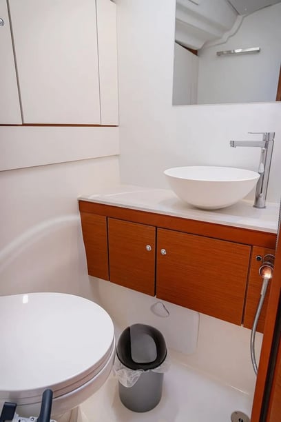 Sant Antoni de Portmany Sailboat 5 cabin 10 berths 10 guests 16.16 m Listing Number: #25169 3