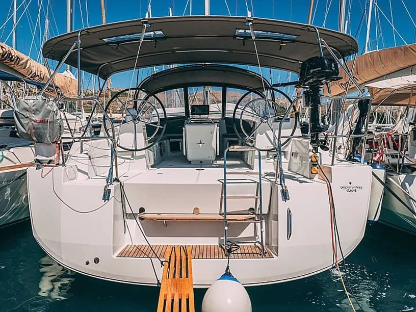Sant Antoni de Portmany Sailboat 5 cabin 10 berths 10 guests 16.16 m Listing Number: #25169