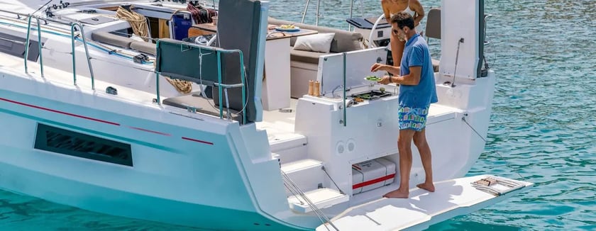 Marina Barca a vela cabina 3  cuccette 6  6  ospiti 11.95 m Numero dell'inserzione: #25240 4