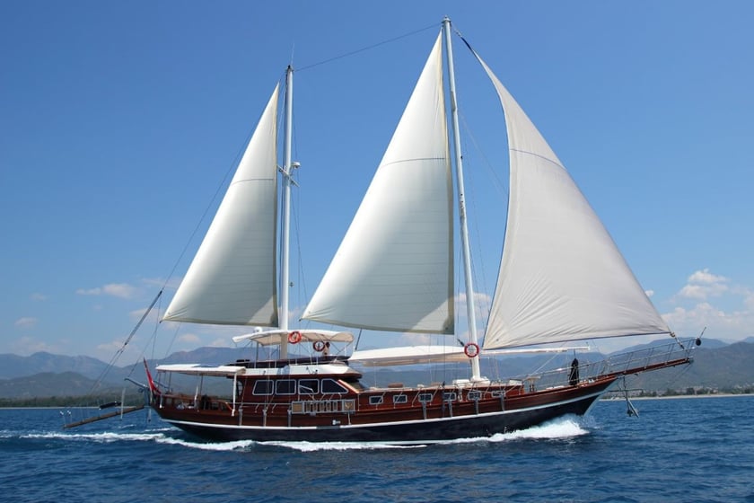 Fethiye Gulet 3 Kabine 6 Liegeplätze 6 Gäste 22 m Nummer des Inserats: #25293