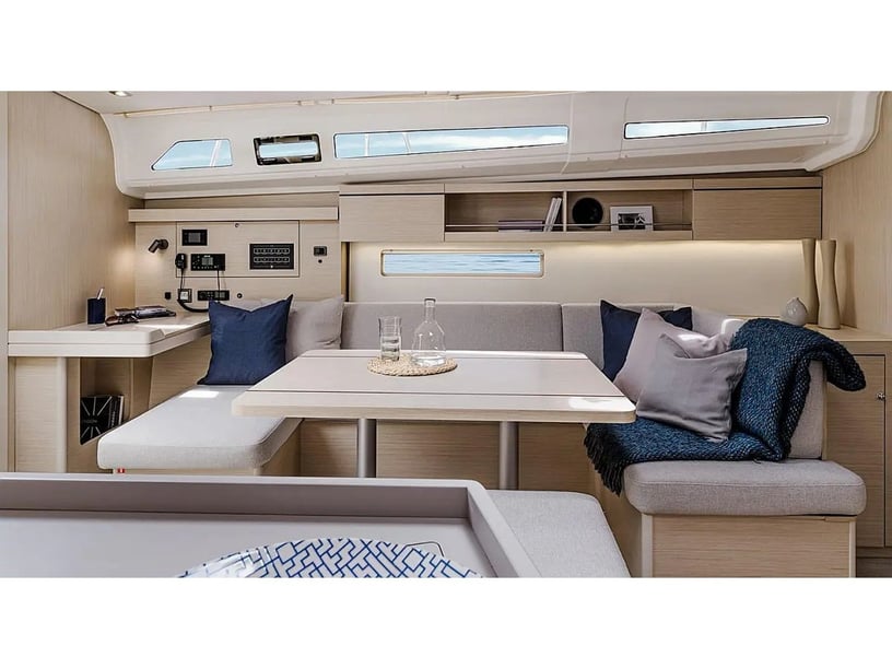 Paros Barca a vela cabina 4  cuccette 10  10  ospiti 12.43 m Numero dell'inserzione: #25297 2