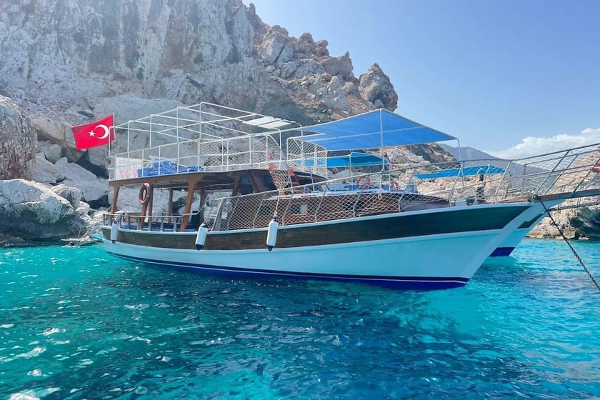 Adrasan Gulet Cabine 1   30  gasten 14 m Lijstnummer: #25337