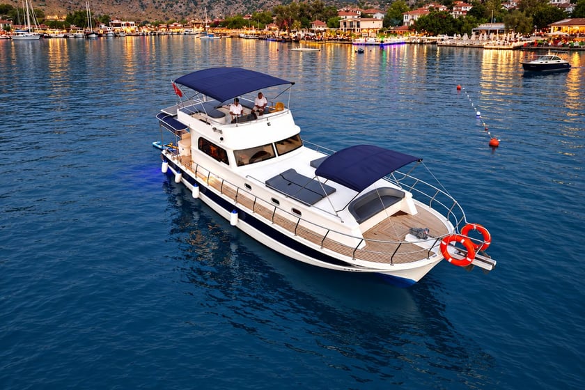 Selimiye Yate a motor Cabina 2  4  literas 8  invitados 14 m Número de anuncio: #25338