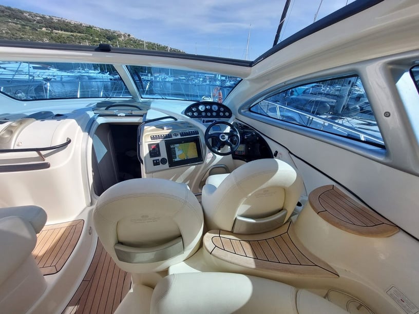 Primošten Motoryat 3 kabin Konaklama 6 kişi Seyir 14 kişi 15.3 m İlan No: #25367 2