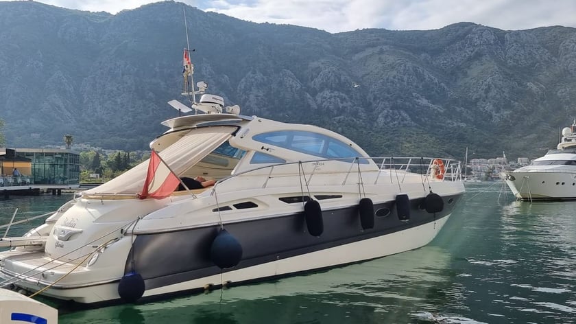 Primosten Motoryacht 3 Kabine 4 Liegeplätze 14 Gäste 15.3 m Nummer des Inserats: #25367 3