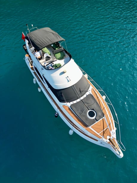 Kemer Motorjacht  4  slaapplaatsen 10  gasten 13.4 m Lijstnummer: #25376 4